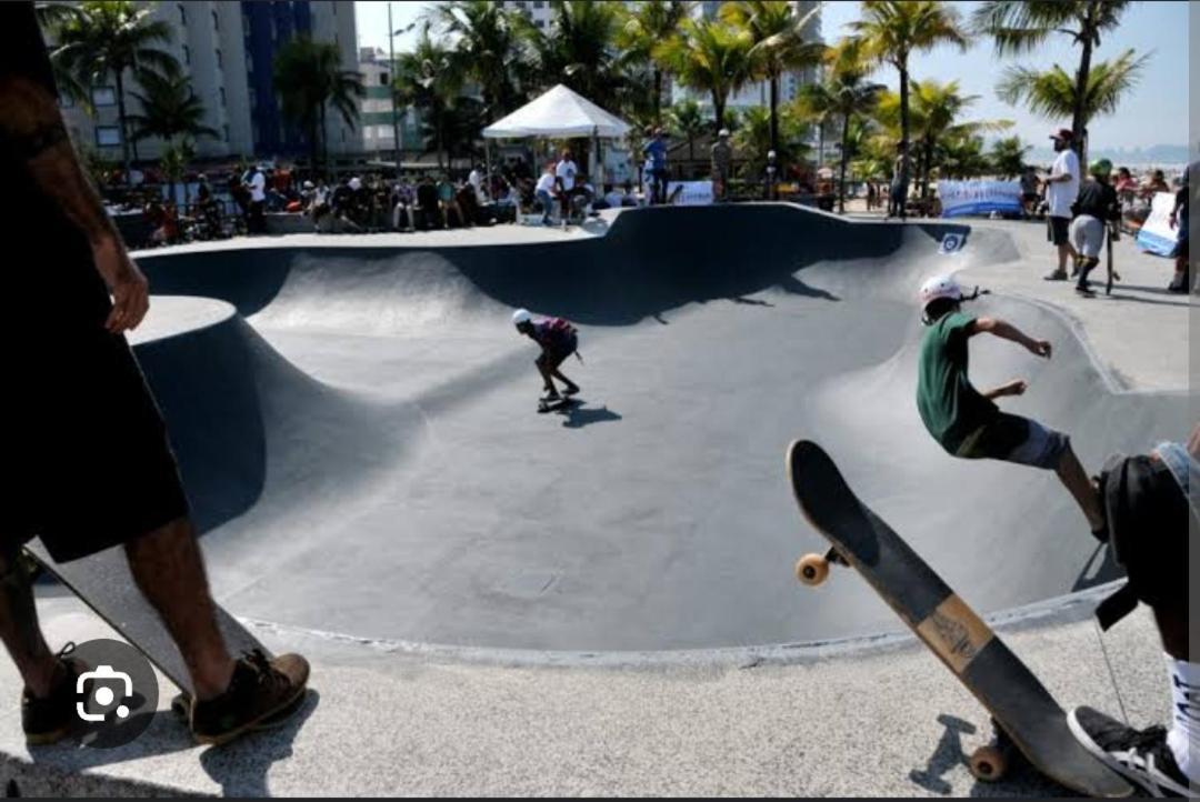 Ape Privilegiado No Centro Da Ocian E A 150M Da Praia E Feirinha, Com Wi-Fi E Garagem ! Praia Grande  Buitenkant foto